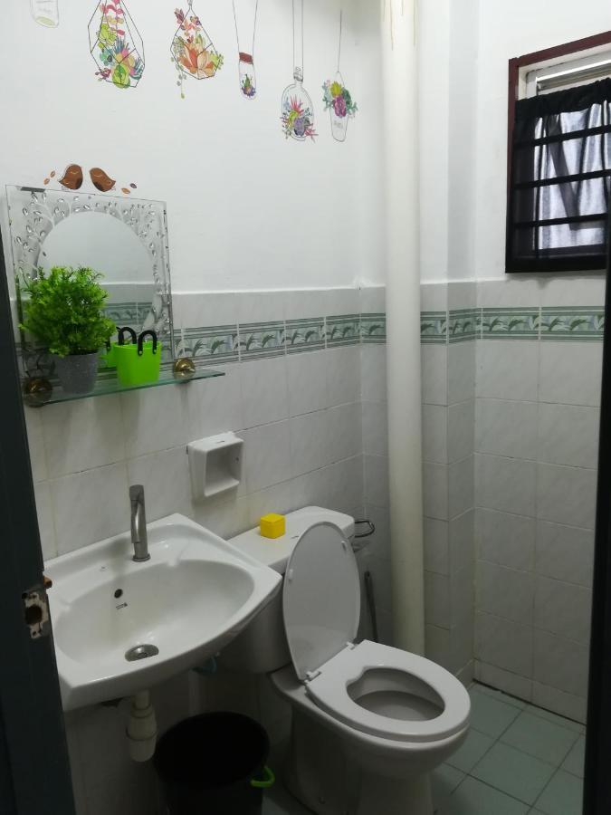 Hagia Medina Muslims Guesthouse Порт-Диксон Экстерьер фото