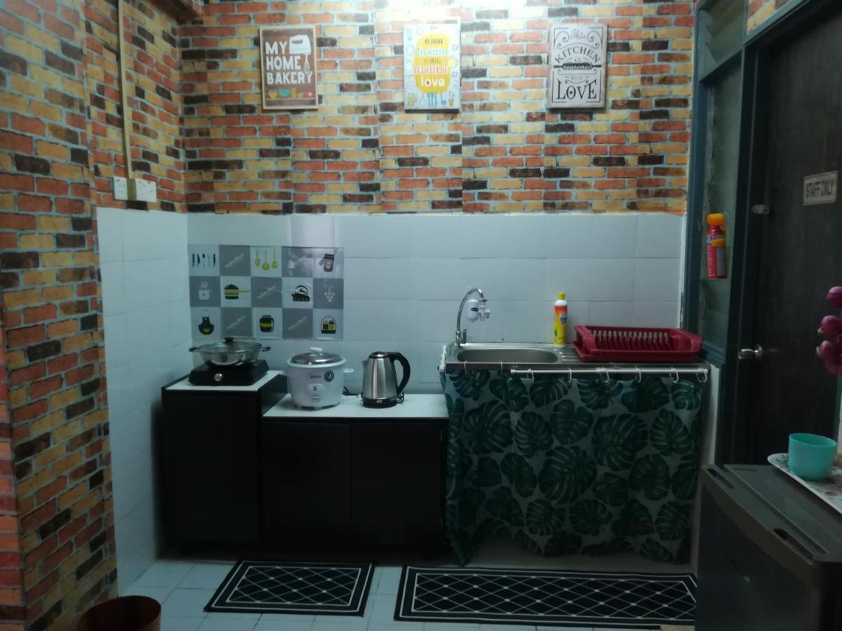 Hagia Medina Muslims Guesthouse Порт-Диксон Экстерьер фото